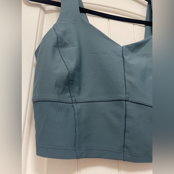 SPORTS BRA - Picture 2 of 5